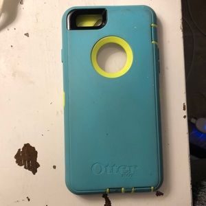 iPhone 6/6s OtterBox Case.